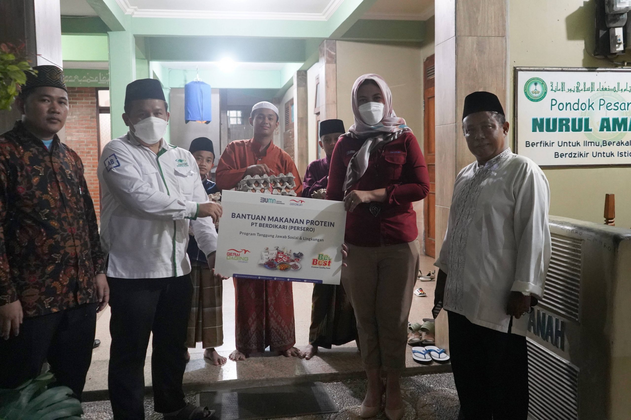 Read more about the article Berdikari Sinergi Dengan NU Care Lazisnu Jakarta Selatan Sampaikan Bantuan Kepada Pesantren